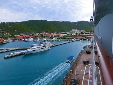 St. Thomas, USVI. Charlotte Amelie 'deki Heavensight yolcu gemisi rıhtımı ABD Virgin Adalarından birinde..
