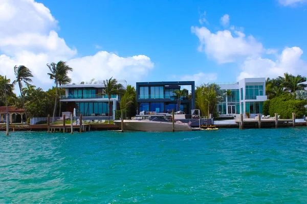 Luxurious Mansion Miami Beach Florida — 图库照片