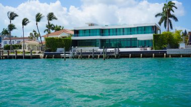 Miami Beach, Florida 'da lüks bir malikane.