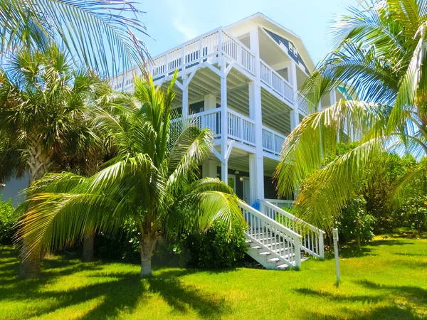 Playa Ocean Cay Bahamas Island Con Casas Coloridas Fondo Tropical — Foto de Stock