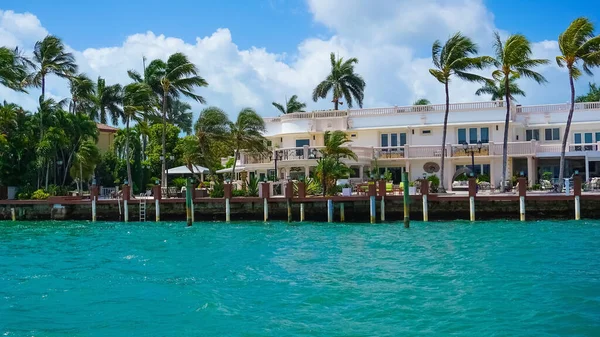 Miami Beach, Florida 'da lüks bir malikane.