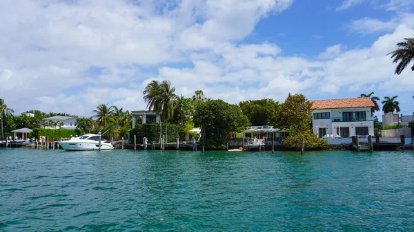 Luxurious Mansion Miami Beach Florida — Stockfoto