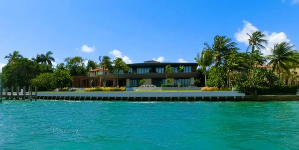 Luxurious Mansion Miami Beach Florida — 图库照片