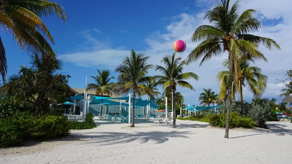 Uitzicht Cococay Het Eiland Bahama Waar Gasten Dag Kunnen Doorbrengen — Stockfoto