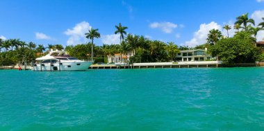 Miami Beach, Florida 'da lüks bir malikane.
