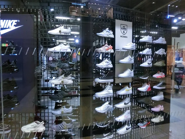 Neu Isenburg Germany May 2022 Photo View Wall Sneakers Sports — ストック写真