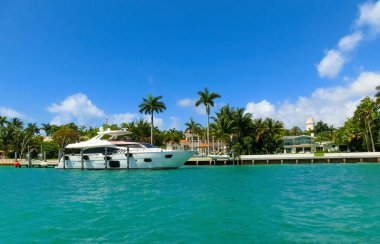 Miami Beach, Florida 'da lüks bir malikane.