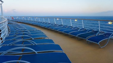 Lüks Cruise gemi güverte güneşli gün