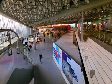 Frankfurt am Main, Almanya - 09 Mayıs 2022: Almanya 'nın en büyük havaalanıdır..