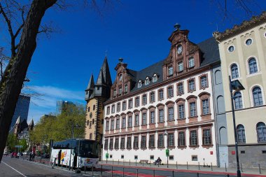 Frankfurt am Main, Almanya - 10 Mayıs 2022: Rententurm Toll Tower