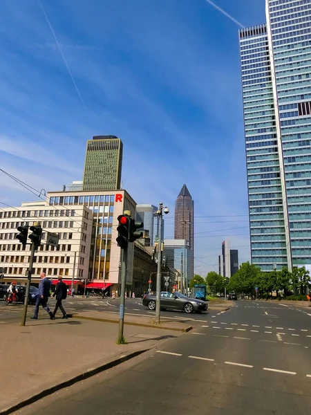 Frankfurt Main Germany May 2022 Сучасні Хмарочоси Такі Фольксбанкова Вежа — стокове фото
