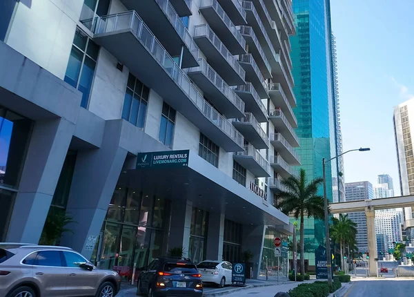 Miami Florida Usa April 2022 Downtown Skyline Cityscape Brickell Avenue — Stock Photo, Image