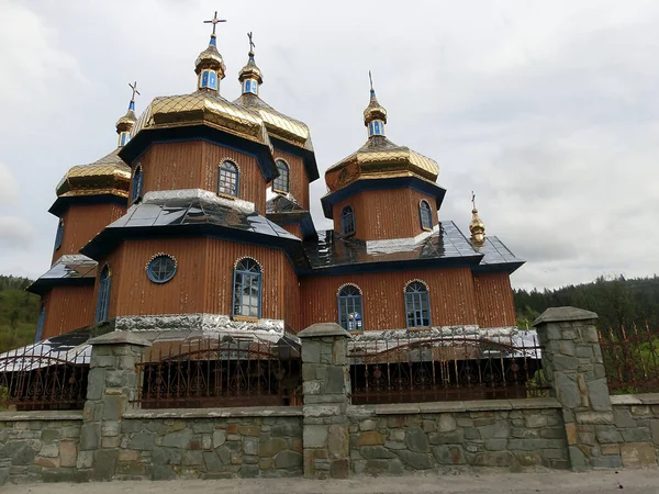 Drewniany Prawosławny Kościół Mikołaja Wsi Kozova Karpaty Ukraina Zachodnia — Zdjęcie stockowe