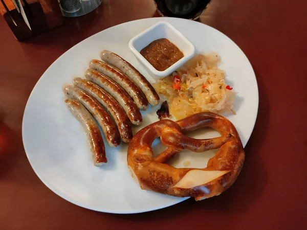 Raditional Sausage Pork Meat White Plate Bar Restaurant — Stock Photo, Image