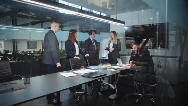 现代办公室的商务会议 — 图库视频影像