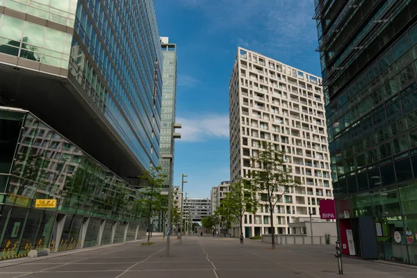 June 2019 Vienna Austria Donaucity Building Headquarters Strabag Real Estate — Stock Photo, Image