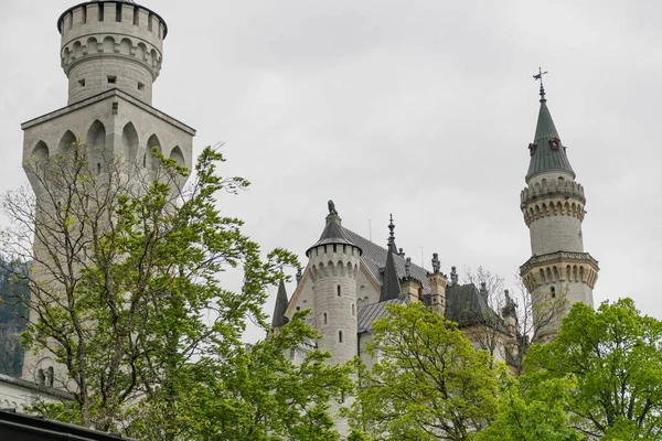 Maio 2019 Fussen Alemanha Detalhes Arquitetura Castelo Neuschwanstein Fachada Torres — Fotografia de Stock