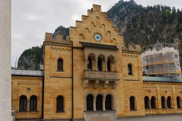 Mayo 2019 Fussen Alemania Detalles Arquitectura Del Castillo Neuschwanstein Patio —  Fotos de Stock