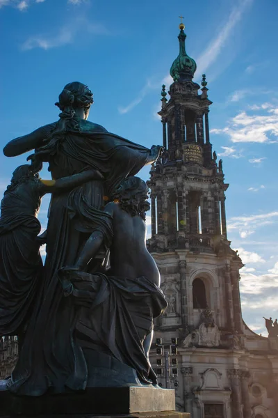 Maio 2019 Dresden Alemanha Igreja Hofkirche Escultura Der Morgen Pôr — Fotografia de Stock