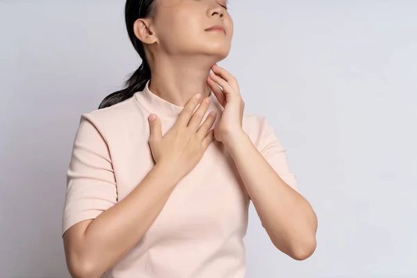 Asian Woman Sick Sore Throat Coughing Sneezing Standing Isolated White — Stock fotografie