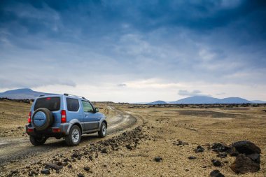 İzlanda 'da Golden Circle yolu gezisi. İnanılmaz İzlanda manzarası.
