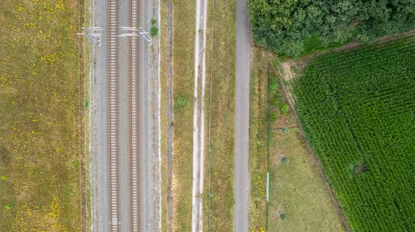 Demiryolunun Kırsal Alandaki Havadan Görünüşü Pov Tepeden Aşağı Perspektifi Yüksek — Stok fotoğraf