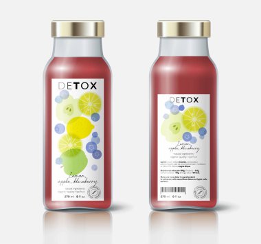 Meyve ve böğürtlen detoksu. Elma, yabanmersini ve limon karışımı. Etiket, doğal detoks için ambalaj, organik içecek, sağlıklı beslenme, korunmuş gıda. Şablon.