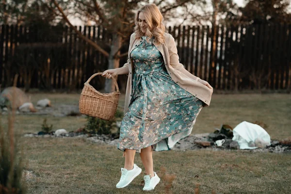 Cute Girl Long Blue Dress Basket Her Hands Walking Park — Stockfoto