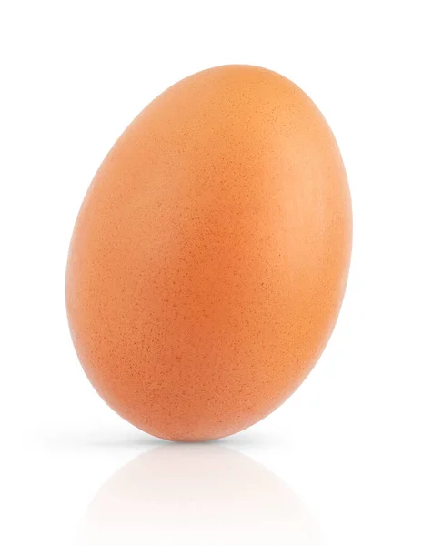 Huevo aislado con ruta de recorte sobre fondo blanco. — Foto de Stock