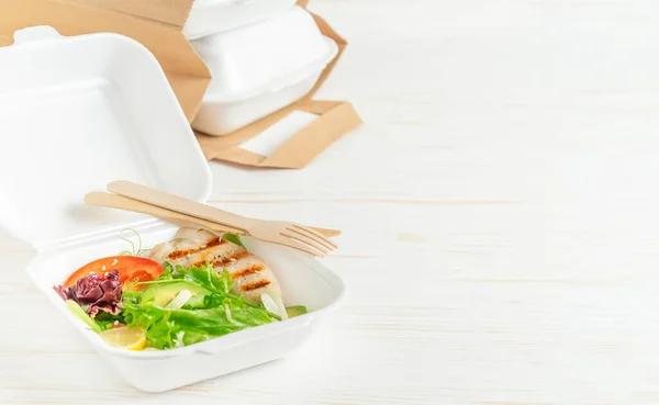 Food Delivery Lunch Boxes Salad White Wooden Background — Stock Photo, Image