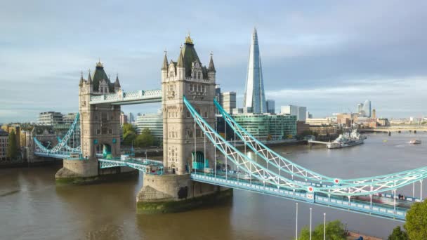 Tower Bridge Shard River Thames London England United Kingdom — Stockvideo