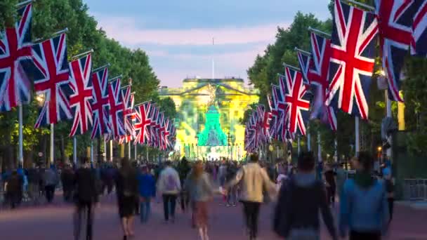United Kingdom London Buckingham Palace Mall Decorated Queens Platinum Jubilee — Stockvideo