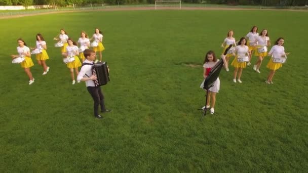 Chortkiv Ukraine August 2019 High School Voetbal Cheerleaders Training Luchtfoto — Stockvideo