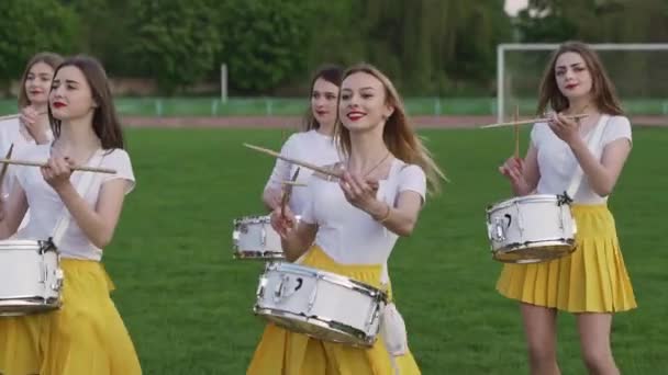 Chortkiv Ukraine Sierpień 2019 Piłka Nożna Cheerleaderki Trening Perkusją Wysokiej — Wideo stockowe