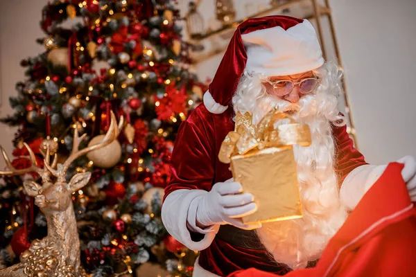 Santa Claus Big Red Bag Gifts Rush Bring Present Children — Stock Photo, Image