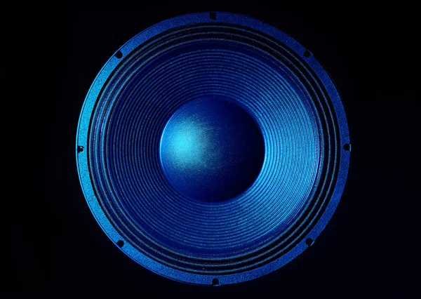 ハイエンドのスピーカー 音楽スタジオのスピーカー 録音スタジオ用のサウンドシステム プロ仕様のハイファイスピーカーボックス ホームシアター用オーディオ機器 電子音楽の概念 — ストック写真