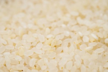 Arkaplanda cilalanmış pirinç dokusu. Yüksek kalite fotoğraf. 