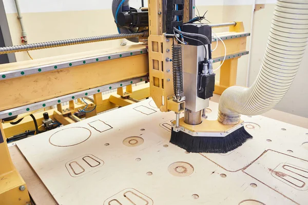 Drewniana Maszyna Cnc Pracy Urządzenie Sterowaniem Numerycznym Przemysł Drzewny — Zdjęcie stockowe