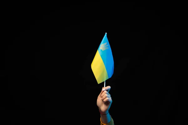 Bandeira Nacional Ucrânia Pau Nas Mãos Símbolo Estado Ucraniano Espaço — Fotografia de Stock