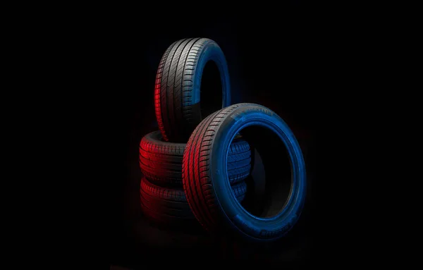 Nisan 2022 Vinnitsa Ukrayna Yeni Araba Michelin Primacy Yoruyor Karanlık — Stok fotoğraf