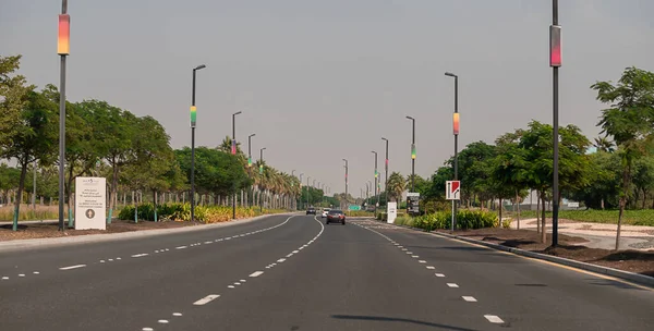 아랍에미리트 두바이 2021 아랍에미리트 두바이의 도로와 — 스톡 사진
