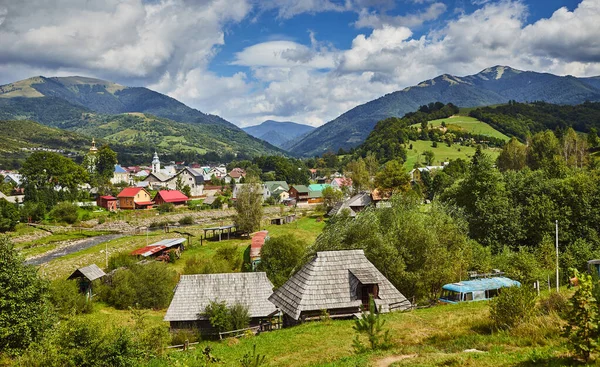 Traditionelles Holzhaus Und Haushalt Den Karpaten Ethnographischen Museum Altes Dorf — Stockfoto