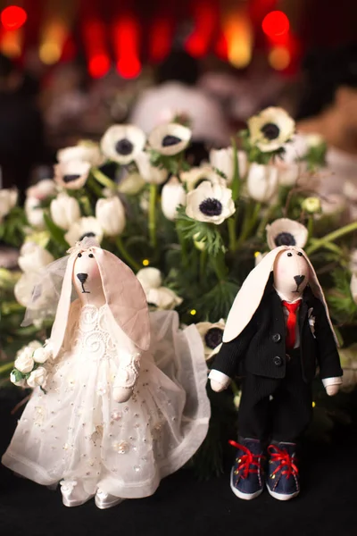 Noiva Noivo Forma Coelhos — Fotografia de Stock
