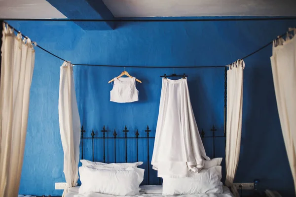 Wedding Dress Hanging Blue Background — Stock Photo, Image