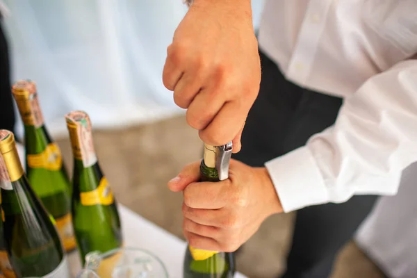 Waiter Opens Bottle Alcohol Table — Stok fotoğraf