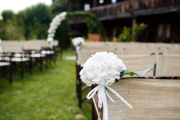 Beautiful Delicate Flowers Wedding Ceremony — Stock Photo, Image