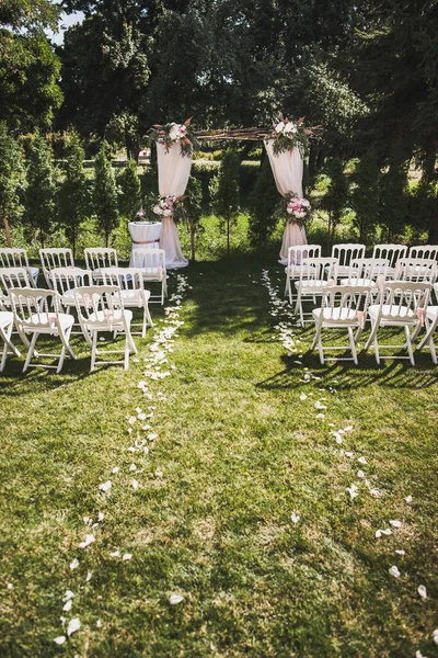 Outdoor Wedding Ceremony Olive Garden — Stock Photo, Image