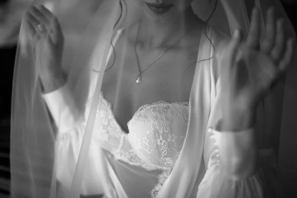 Bride Silk Robe Wedding Preparations —  Fotos de Stock