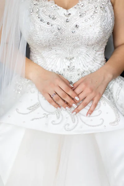 Engagement Ring Bride Finger Wedding Preparations — Fotografia de Stock