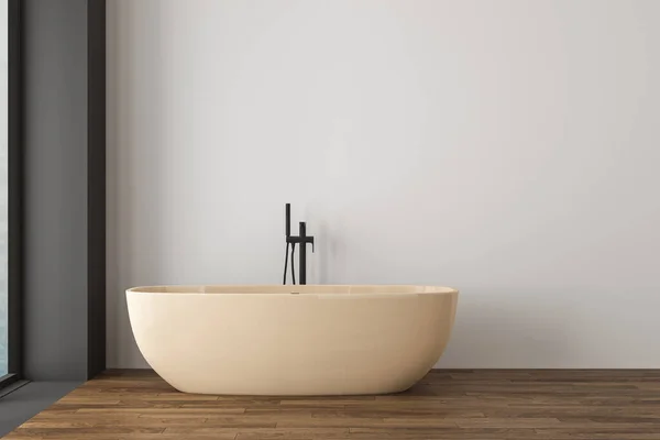 Mooie Beige Badkuip Moderne Badkamer Toilet Panoramisch Raam Reflectie Witte — Stockfoto